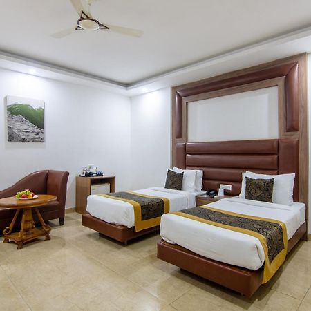 Hotel Lohmod At National Highway 8 - Free Airport Transffer New Delhi Luaran gambar