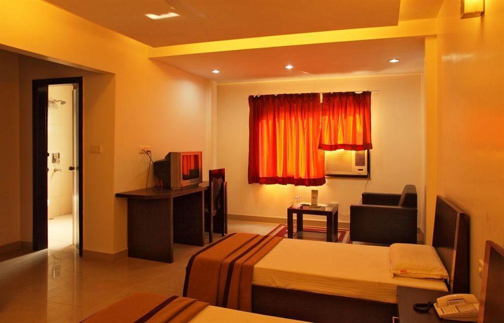 Hotel Lohmod At National Highway 8 - Free Airport Transffer New Delhi Luaran gambar