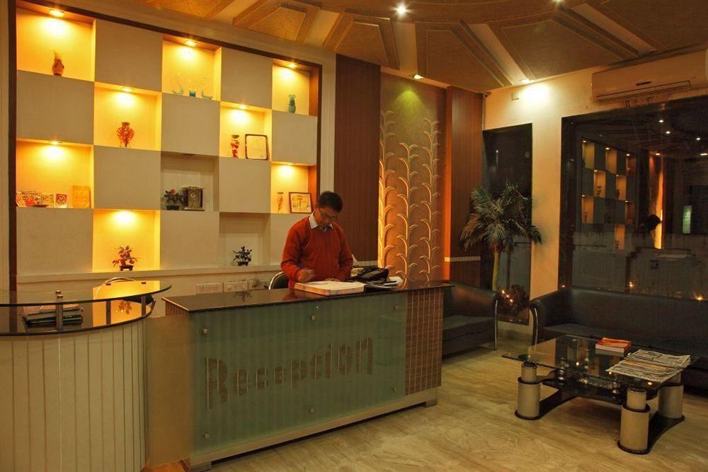 Hotel Lohmod At National Highway 8 - Free Airport Transffer New Delhi Luaran gambar