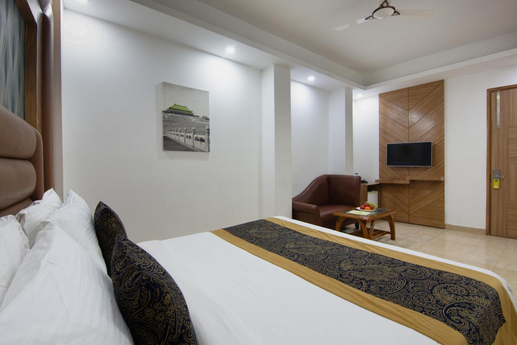 Hotel Lohmod At National Highway 8 - Free Airport Transffer New Delhi Luaran gambar