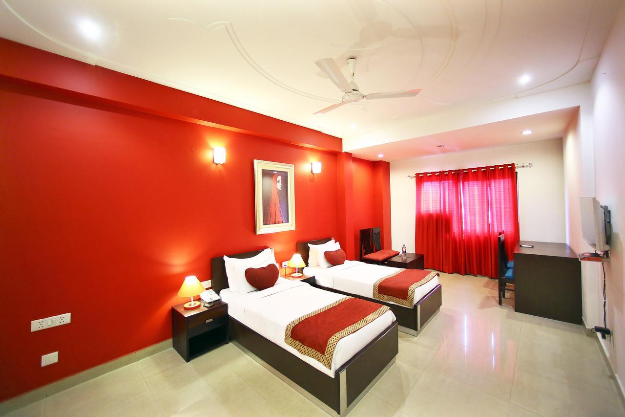 Hotel Lohmod At National Highway 8 - Free Airport Transffer New Delhi Luaran gambar
