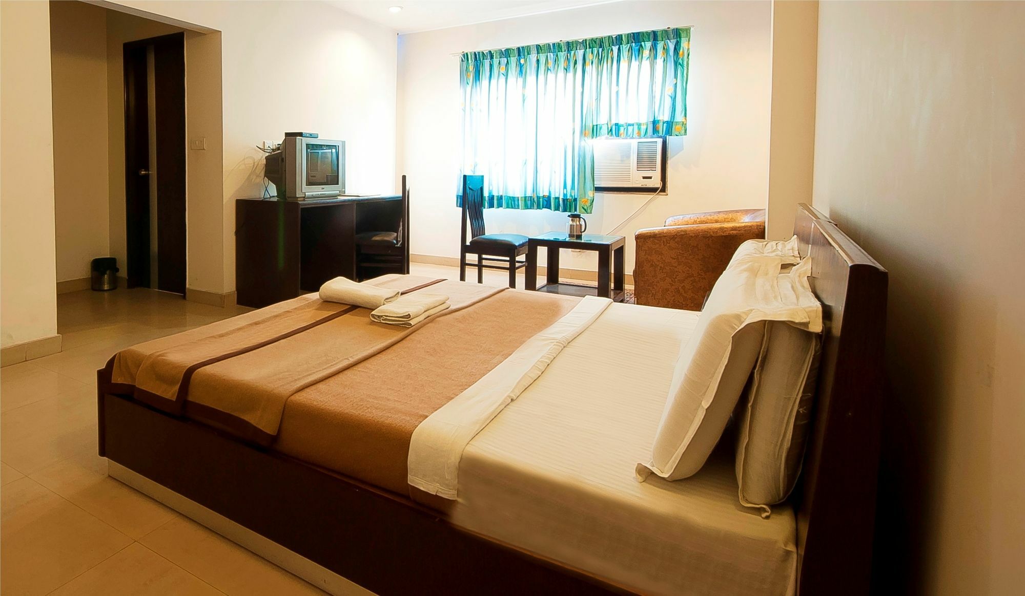 Hotel Lohmod At National Highway 8 - Free Airport Transffer New Delhi Luaran gambar