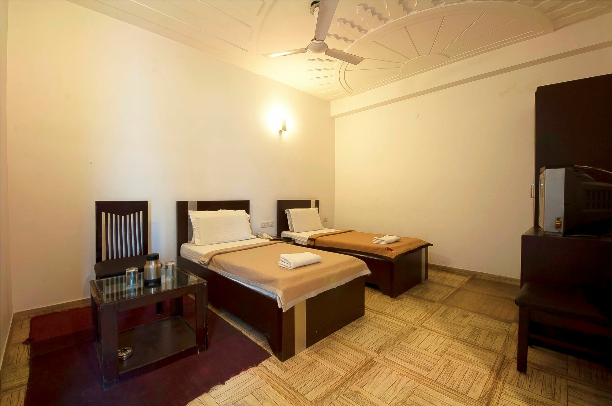 Hotel Lohmod At National Highway 8 - Free Airport Transffer New Delhi Luaran gambar